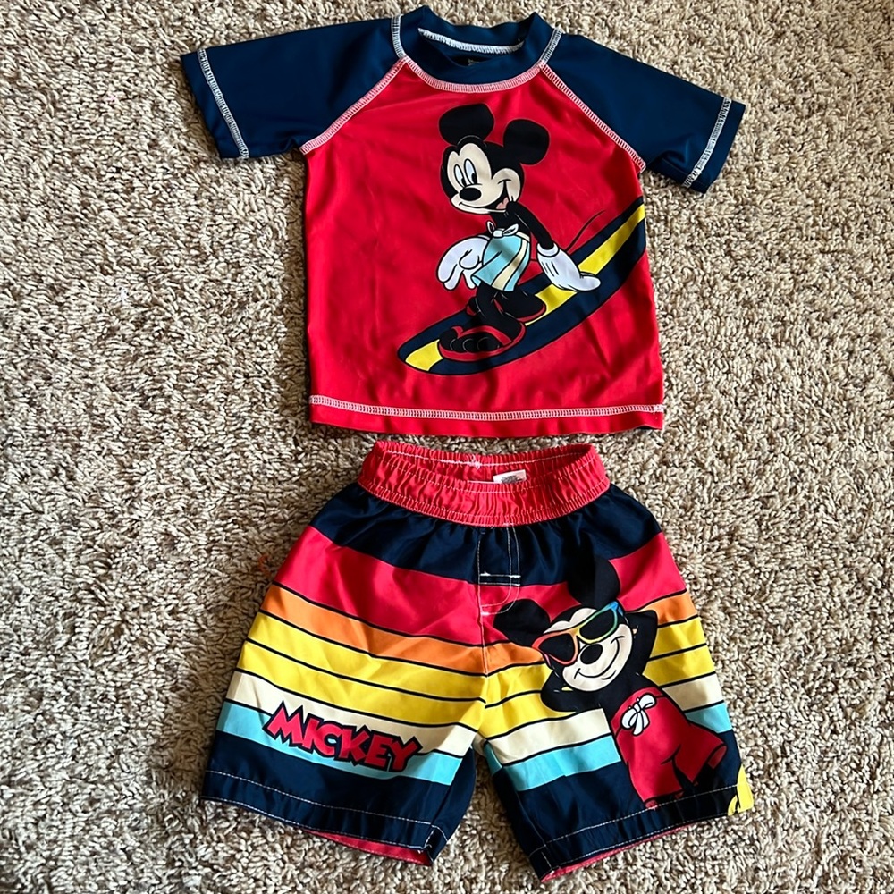 NEW Condition baby boy 24M Disney Mickey Mouse rashguard & swim trunks set!